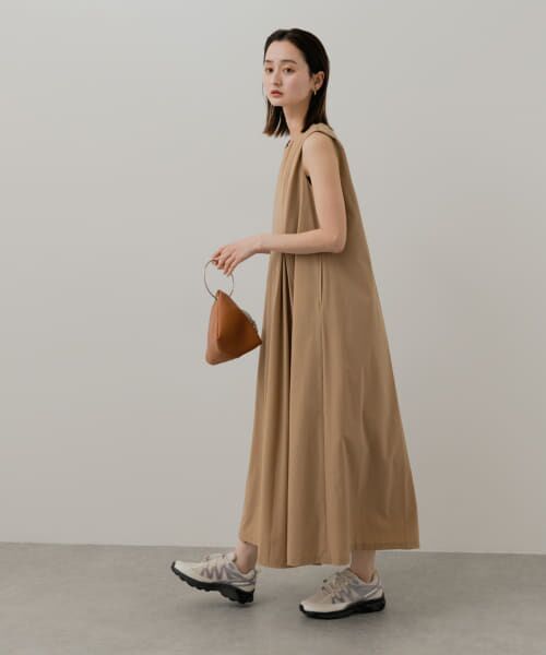 専用our きれいなシルエットのワンピース セール】 スタンドカラーワンピース （ワンピース）｜＊＊URBAN