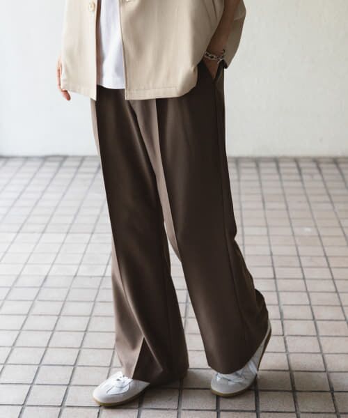 ＊＊SENSE OF PLACE by URBAN RESEARCH / センスオブプレイス バイ アーバンリサーチ その他パンツ | ドレープフレアスラックス（BROWN）