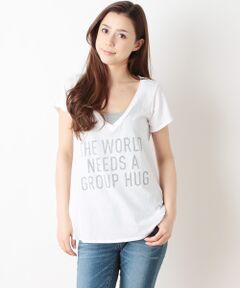 LOCAL CELEBRITY: MESSAGE Vネック Tシャツ