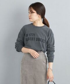 ■デザイン<br>USEDのROCK TEEの風合いが出るよう加工を施したバンドTEE。<br><br>【ライトホワイト/ホワイト】⇒ハードウォッシュ加工<br>・・・ハードウォッシュ加工とは・・・<br>杢グレーの生地はブリーチ系の加工感が出にくいため、ハードウォッシュ加工を施しています。<br>ハードウォッシュ加工は薬剤を使用せず、高温の水で長時間洗いをかけています。<br>通常の水洗いより縮みが出るので、洗濯を繰り返したような自然な風合いのライトなヴィンテージ感を表現しました。<br><br>【チャコールグレー/ダークグレー/ブラック】⇒ピグメント加工<br>・・・ピグメント加工とは・・・<br>着用による摩擦により白くカスレた感じの出る加工です。<br>洗濯回数を増すごとに表面の色が落ち、ジーンズのように味のある色合いに変化していく特徴があります。<br>長く愛用するほど上質なヴィンテージ品のような自分だけの一着に仕上がっていく経年変化を楽しむことができます。<br>独特のユーズド感のある表情、多少のゆがみや擦れ、縫い目部分のしわ、編み地の筋やムラなどは加工の特徴です。加工特性である不均一感やラフ感をお楽しみください。<br><br>【Odub】（オーダブ）<br>2021SSシーズンよりスタートする日本初のブランド。<br>"A Fusion of Vintage and Elegance"<br>リアルなヴィンテージの再現の中にあるエレガンスをコンセプトに、<br>膨大なヴィンテージアーカイブの中から厳選されたスペシャルなアイテムの研究を重ね、再現。<br>単なるレプリカでは終わらない、どこか品を感じさせるアレンジを施し現代のスタイリングにマッチする新たな価値創造を目指すブランド。<br><br>-------------------------------------<br>生地の厚み：薄手<br>伸縮性：有<br>透け感：ホワイト地有<br>光沢感：無<br>水洗い：可<br>-------------------------------------<br><br><br>※商品の特性上、一点一点染め上がりの色や縮率に若干の誤差がございますので予めご了承ください。<br>※末永く愛用頂く為に、アテンションタグを必ずご確認の上、着用又はお取り扱い下さい。<br><br>※屋外での撮影画像は、光の当たり具合で色味が異なって見える場合があります。商品の色味は、スタジオでの詳細画像をご参照ください。