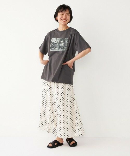 SHIPS for women / シップスウィメン Tシャツ | SHIPS Colors:〈洗濯機可能〉クロッシング フォト TEE | 詳細30