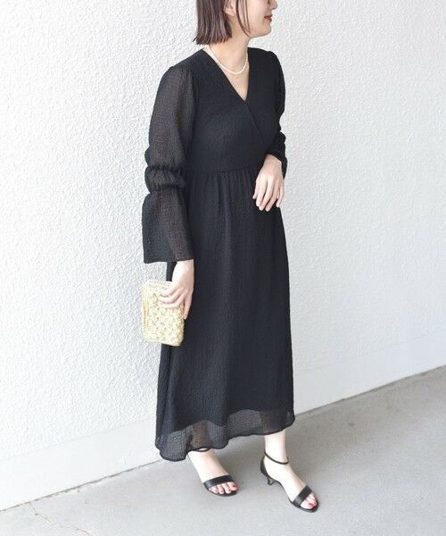 SHIPS for women / シップスウィメン ロング・マキシ丈ワンピース | 【SHIPS別注】kaene:〈手洗い可能〉デザイン スリーブ カシュクール ワンピース | 詳細10