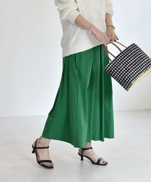 SHIPS / シップス ロング・マキシ丈スカート | quaranciel:〈洗濯機可能〉タイプライター ランダム タック スカート | 詳細10