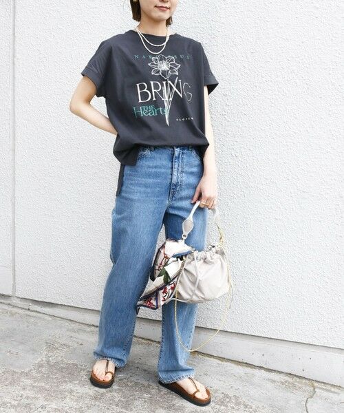 売れ筋商品|||イチ Tシャツ レディース トップス IHLISA - Print T-shirt - total eclipse flower print WEB限定】〈手洗い可能〉フラワー 箔 プリント ロゴ TEE （T