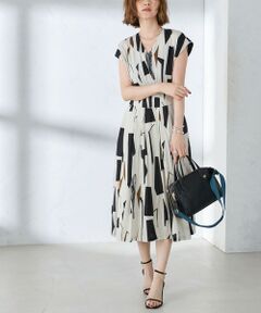 SHIPS / シップス ロング・マキシ丈ワンピース | 〈手洗い可能〉バック シャーリング プリント フレア ワンピース