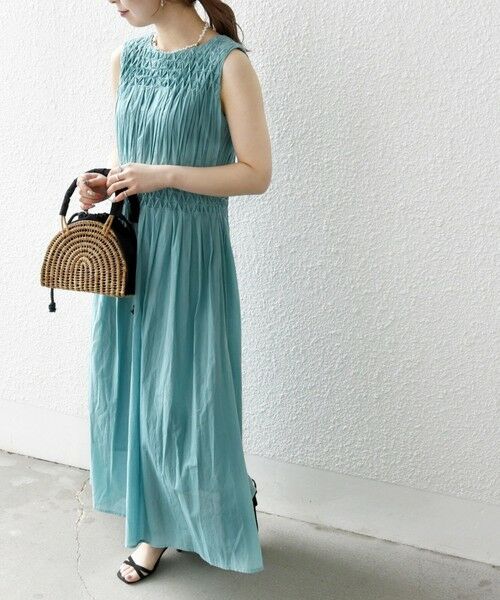 SHIPS / シップス ロング・マキシ丈ワンピース | 【WEB限定】SHIPS any: ハンドスモッキング  コットン フレア ノースリーブ ワンピース | 詳細20