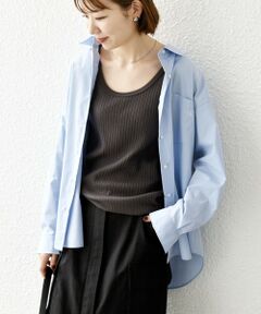 <b>【24FW】</b><br><br><b>〈デザインポイント〉</b><br>さりげないワンポイント ロゴ刺繍が入ったレギュラーカラーシャツ。<br>ミニマルでモダンな印象のアイテム。<br>レイヤードもしやすいように、程よいサイズ感にこだわった一枚。<br>シーズンレスでお使いいただけます。<br><br><b>〈生地・素材のポイント〉</b><br>・家庭洗濯可能（洗濯機OK）<br>程よい張り感としわになりにくく、ご自宅でお洗濯可能なイージーケアアイテム。<br><br><b>〈コーディネート・その他〉</b><br>ツイードやチェックなどのジャケットやパンツなどトラッドなアイテムとの合わせがおすすめ。<br>可愛らしいプリントのニットやスウェットなどレイヤードも◎<br><br>-------------------------------------<br>生地の厚み：中間<br>伸縮性：無<br>透け感：やや有<br>光沢感：無<br>水洗い：可<br>-------------------------------------<br><br><br><p><strong>【少しのいいこと】<br>~JUST A LITTLE BETTER~ </strong><br><br>SHIPS anyは人のため、環境のため小さなことでも何かできることから始めます。<br>この商品はその理念のもと、環境に配慮してつくられています。<br><p><strong>POINT</strong><br>リサイクルポリエステル<br><br><br>※屋外での撮影画像は、光の当たり具合で色味が多少異なって見える場合があります。商品の色味は、スタジオでの詳細画像をご参照ください。<br>※末永く愛用頂く為に、アテンションタグ・洗濯ネームを必ずご確認の上、着用又はお取り扱い下さい。<br><br>※画像の商品はサンプルです。<br>実際の商品と仕様、加工、サイズが若干異なる場合がございます。