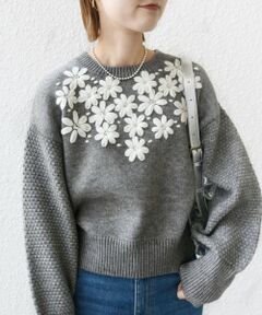 【WEB限定】〈手洗い可能〉フラワー 刺繍 デザイン ニット