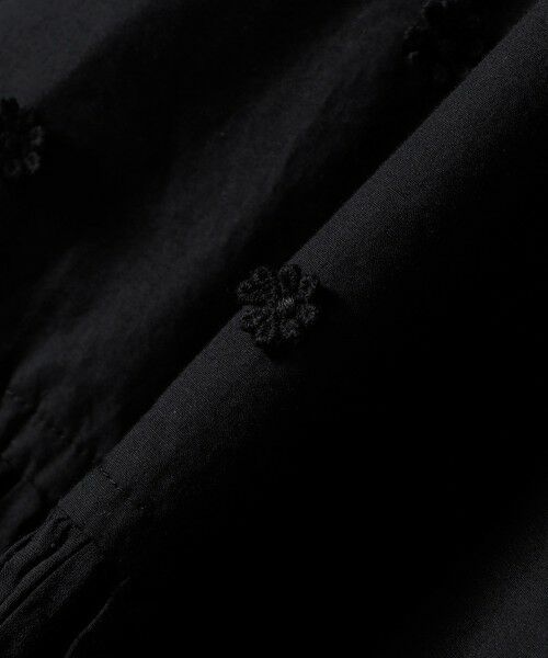 SHIPS / シップス シャツ・ブラウス | SHIPS any:〈洗濯機可能〉フラワー モチーフ ペプラム ギャザー シャツ ブラウス | 詳細25