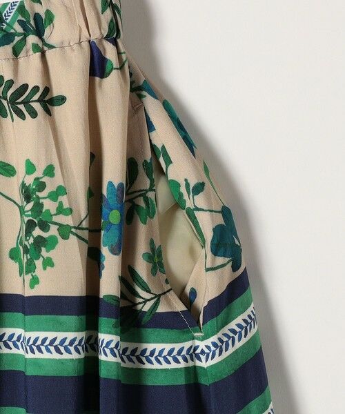 SHIPS / シップス ミニ・ひざ丈スカート | quaranciel: SPRINTEX フラワーパネル柄 スカーフ フレア スカート | 詳細16