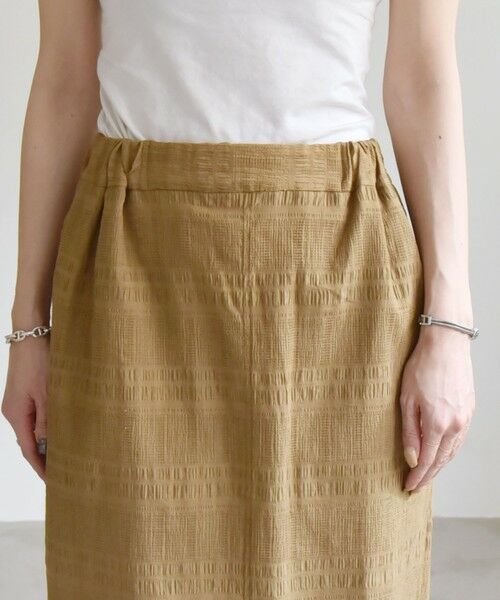 SHIPS / シップス ロング・マキシ丈スカート | quaranciel:〈洗濯機可能〉シャーリング ボーダー Iライン スカート | 詳細19