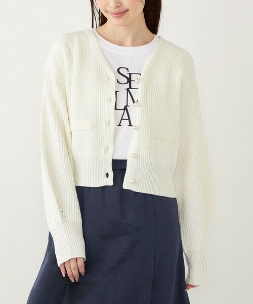 SHIPS for women/シップスウィメン SHIPS Colors:〈手洗い可能〉Vネック パールモチーフボタン カーディガン オフホワイト ONE SIZE SHIPS for women/シップスウィメン SHIPS Colors:〈手洗い可能〉Vネック パールモチーフボタン カーディガン オフホワイト ONE SIZE