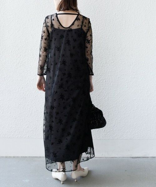 【美品】フロッキーパイピングドレス kaene 結婚式 サイズ38 カエン kaene公式オンラインストア フロッキーパイピングドレス