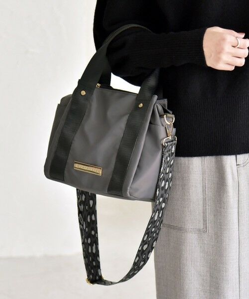 SHIPS / シップス ショルダーバッグ | quaranciel: 2way 8ポケット ライン ショルダー バッグ | 詳細2