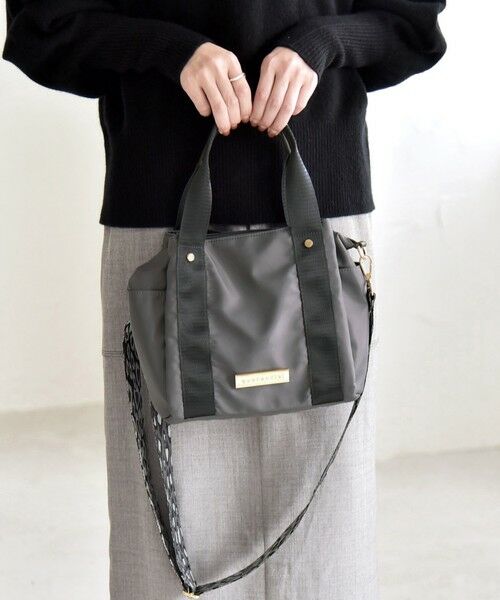 SHIPS / シップス ショルダーバッグ | quaranciel: 2way 8ポケット ライン ショルダー バッグ | 詳細3