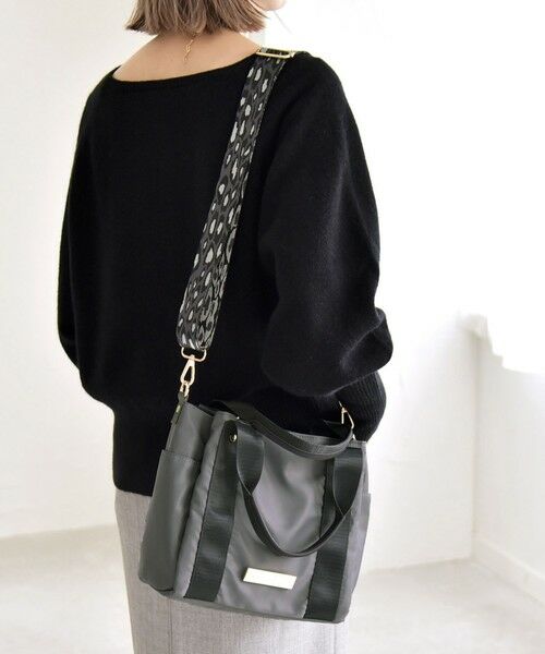 SHIPS / シップス ショルダーバッグ | quaranciel: 2way 8ポケット ライン ショルダー バッグ | 詳細4