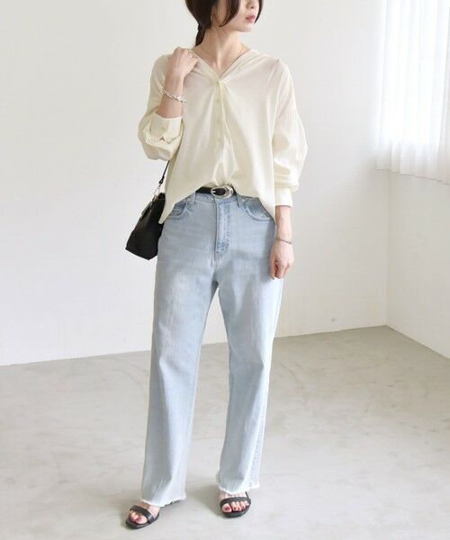 SHIPS / シップス シャツ・ブラウス | quaranciel:〈手洗い可能〉Vネック バック ギャザー ブラウス | 詳細1