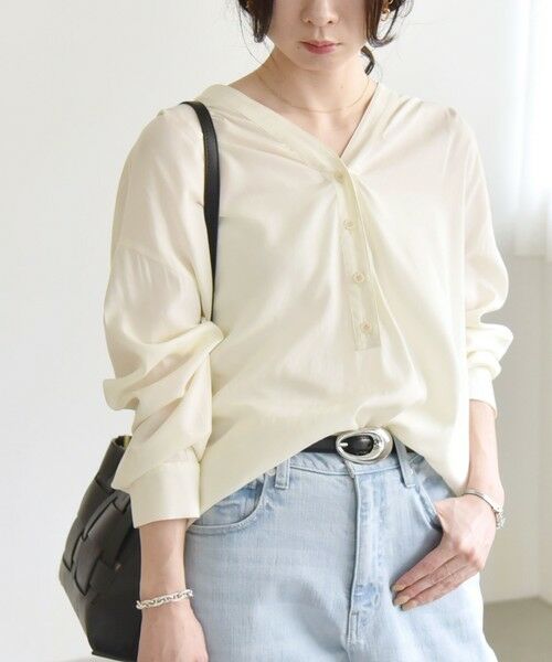 SHIPS / シップス シャツ・ブラウス | quaranciel:〈手洗い可能〉Vネック バック ギャザー ブラウス | 詳細3