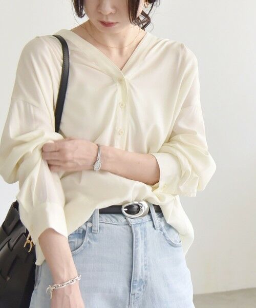 SHIPS / シップス シャツ・ブラウス | quaranciel:〈手洗い可能〉Vネック バック ギャザー ブラウス | 詳細4
