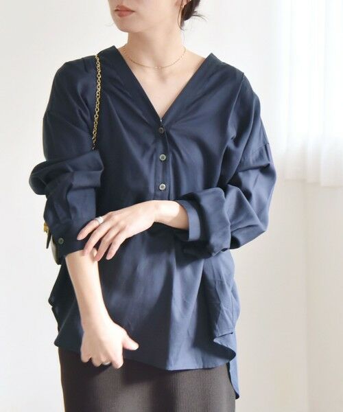 SHIPS / シップス シャツ・ブラウス | quaranciel:〈手洗い可能〉Vネック バック ギャザー ブラウス | 詳細19