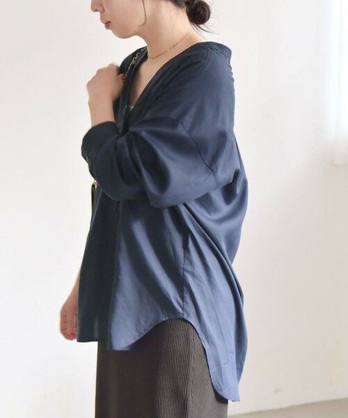 SHIPS / シップス シャツ・ブラウス | quaranciel:〈手洗い可能〉Vネック バック ギャザー ブラウス | 詳細21