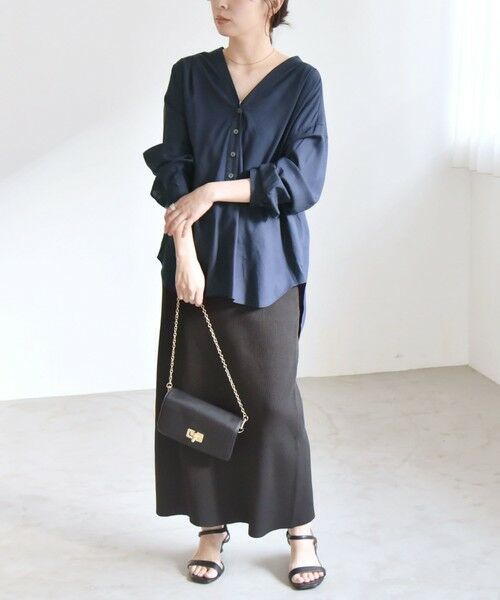 SHIPS / シップス シャツ・ブラウス | quaranciel:〈手洗い可能〉Vネック バック ギャザー ブラウス | 詳細15