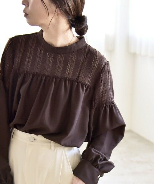 SHIPS / シップス シャツ・ブラウス | 《一部追加予約》quaranciel:〈手洗い可能〉ラッセル レース フィブリル ブラウス（ブラウン）