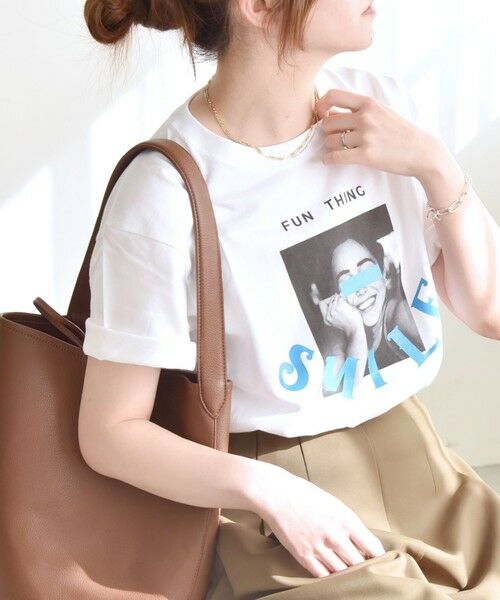 SHIPS / シップス Tシャツ | ANGE IN DISGUISE:〈手洗い可能〉コットン フォト & ロゴ TEE | 詳細16