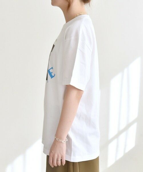 SHIPS / シップス Tシャツ | ANGE IN DISGUISE:〈手洗い可能〉コットン フォト & ロゴ TEE | 詳細25