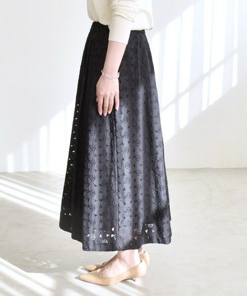 SHIPS / シップス ミニ・ひざ丈スカート | quaranciel:〈手洗い可能〉フラワー レース ランダム タック スカート | 詳細12