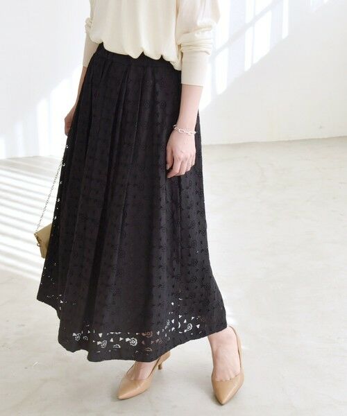 SHIPS / シップス ミニ・ひざ丈スカート | quaranciel:〈手洗い可能〉フラワー レース ランダム タック スカート | 詳細6