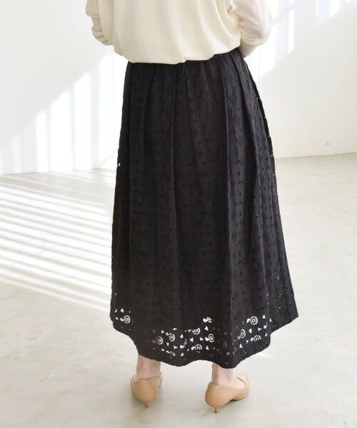 SHIPS / シップス ミニ・ひざ丈スカート | quaranciel:〈手洗い可能〉フラワー レース ランダム タック スカート | 詳細8