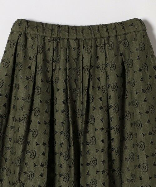 SHIPS / シップス ミニ・ひざ丈スカート | quaranciel:〈手洗い可能〉フラワー レース ランダム タック スカート | 詳細25