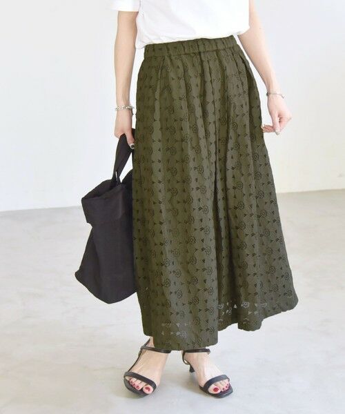 SHIPS for women/シップスウィメン quaranciel:〈手洗い可能〉フラワー レース ランダム タック スカート オリーブ 40 SHIPS for women/シップスウィメン quaranciel:〈手洗い可能〉フラワー レース ランダム タック スカート オリーブ 40
