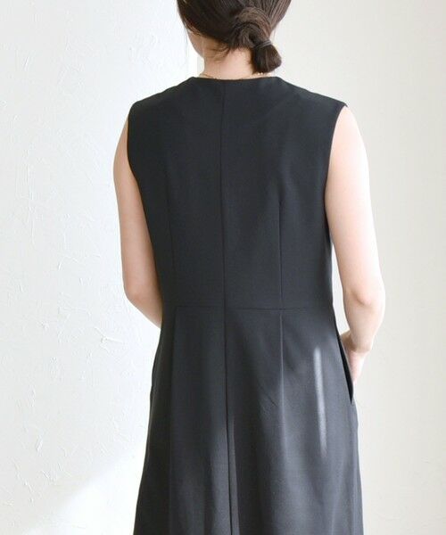 SHIPS / シップス ロング・マキシ丈ワンピース | quaranciel: Vカラー ロング ジレ ワンピース | 詳細23