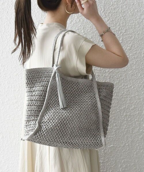 SHIPS / シップス トートバッグ | 《一部追加予約》SHIPS any: タッセル 透かし編み ペーパー トート バッグ | 詳細3