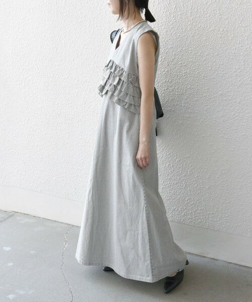 SHIPS / シップス ロング・マキシ丈ワンピース | SHIPS any:〈洗濯機可能〉コードレーン ストライプ フリル Vネック ワンピース | 詳細15