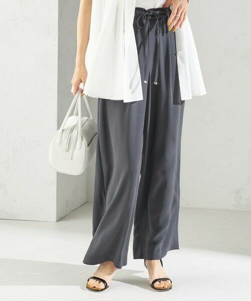 SHIPS / シップス その他パンツ | 〈接触冷感 / 手洗い可能〉アセテート混 バック サテン ワイド パンツ | 詳細10