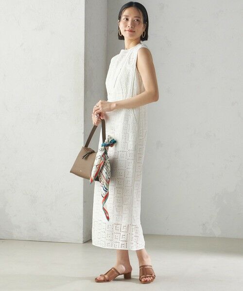 SHIPS / シップス ロング・マキシ丈ワンピース | 〈手洗い可能〉Broche スクエア レース Iライン ワンピース | 詳細2