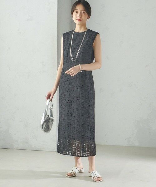 SHIPS / シップス ロング・マキシ丈ワンピース | 〈手洗い可能〉Broche スクエア レース Iライン ワンピース | 詳細16