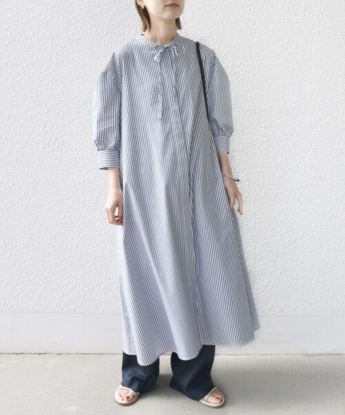 SHIPS / シップス ロング・マキシ丈ワンピース | 〈手洗い可能〉スタンドカラー リボン ストライプ シャツ ワンピース | 詳細29