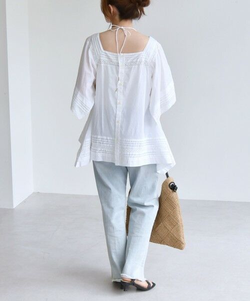 SHIPS / シップス シャツ・ブラウス | quaranciel:〈洗濯機可能〉コットン レース ライン スクエア ネック ブラウス | 詳細2