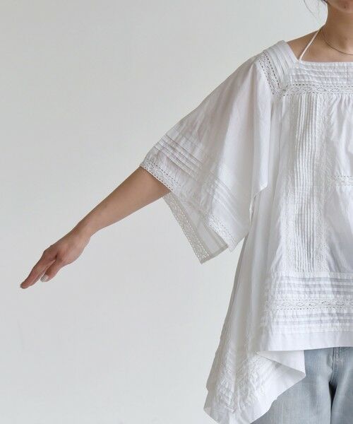 SHIPS / シップス シャツ・ブラウス | quaranciel:〈洗濯機可能〉コットン レース ライン スクエア ネック ブラウス | 詳細14