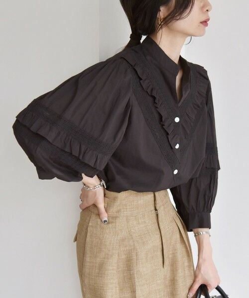 SHIPS for women/シップスウィメン quaranciel:〈洗濯機可能〉コットン レース ライン フリル パフスリーブ ブラウス ブラック ONE SIZE SHIPS for women/シップスウィメン quaranciel:〈洗濯機可能〉コットン レース ライン フリル パフスリーブ ブラウス ブラック ONE SIZE