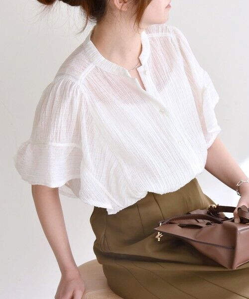 SHIPS for women/シップスウィメン 《予約》quaranciel:〈洗濯機可能〉スタンドカラー シアー フリル ハーフ スリーブ ブラウス ホワイト ONE SIZE SHIPS for women/シップスウィメン 《予約》quaranciel:〈洗濯機可能〉スタンドカラー シアー フリル ハーフ スリーブ ブラウス ホワイト ONE SIZE