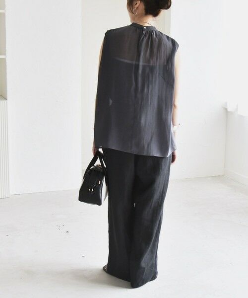 SHIPS / シップス シャツ・ブラウス | quaranciel:〈洗濯機可能〉シアー ハイネック ノースリーブ ギャザー ブラウス | 詳細13