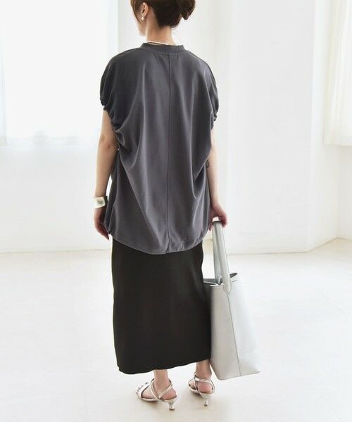 SHIPS / シップス Tシャツ | quaranciel:〈接触冷感/汗染み防止加工/洗濯機可能〉ドロスト ギャザー チュニック TEE | 詳細23