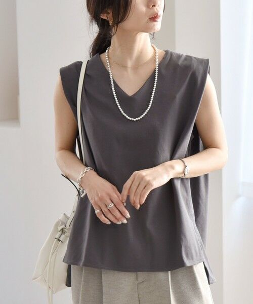 SHIPS / シップス Tシャツ | quaranciel:〈接触冷感/汗染み防止加工/洗濯機可能〉Vネック ノースリーブ プルオーバー | 詳細14