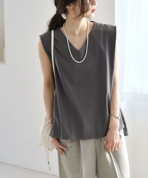 SHIPS / シップス Tシャツ | quaranciel:〈接触冷感/汗染み防止加工/洗濯機可能〉Vネック ノースリーブ プルオーバー | 詳細15