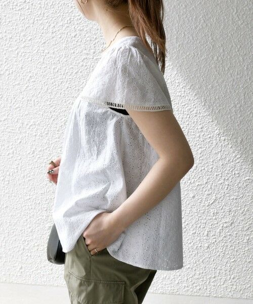 SHIPS / シップス シャツ・ブラウス | SHIPS any:〈洗濯機可能〉エンブロイダリー シャンブレー フレア ギャザー ブラウス | 詳細4